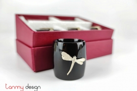 Set of 6 black napkin rings attached with dragonfly